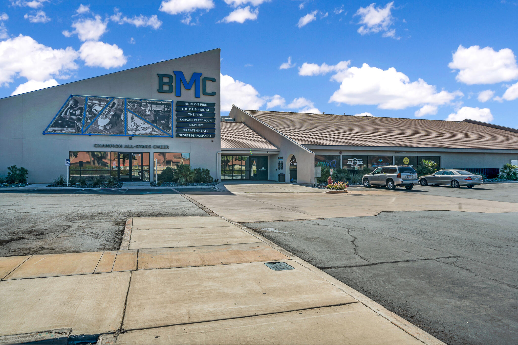 LAS PALMAS RESORT CONDOS - Residential