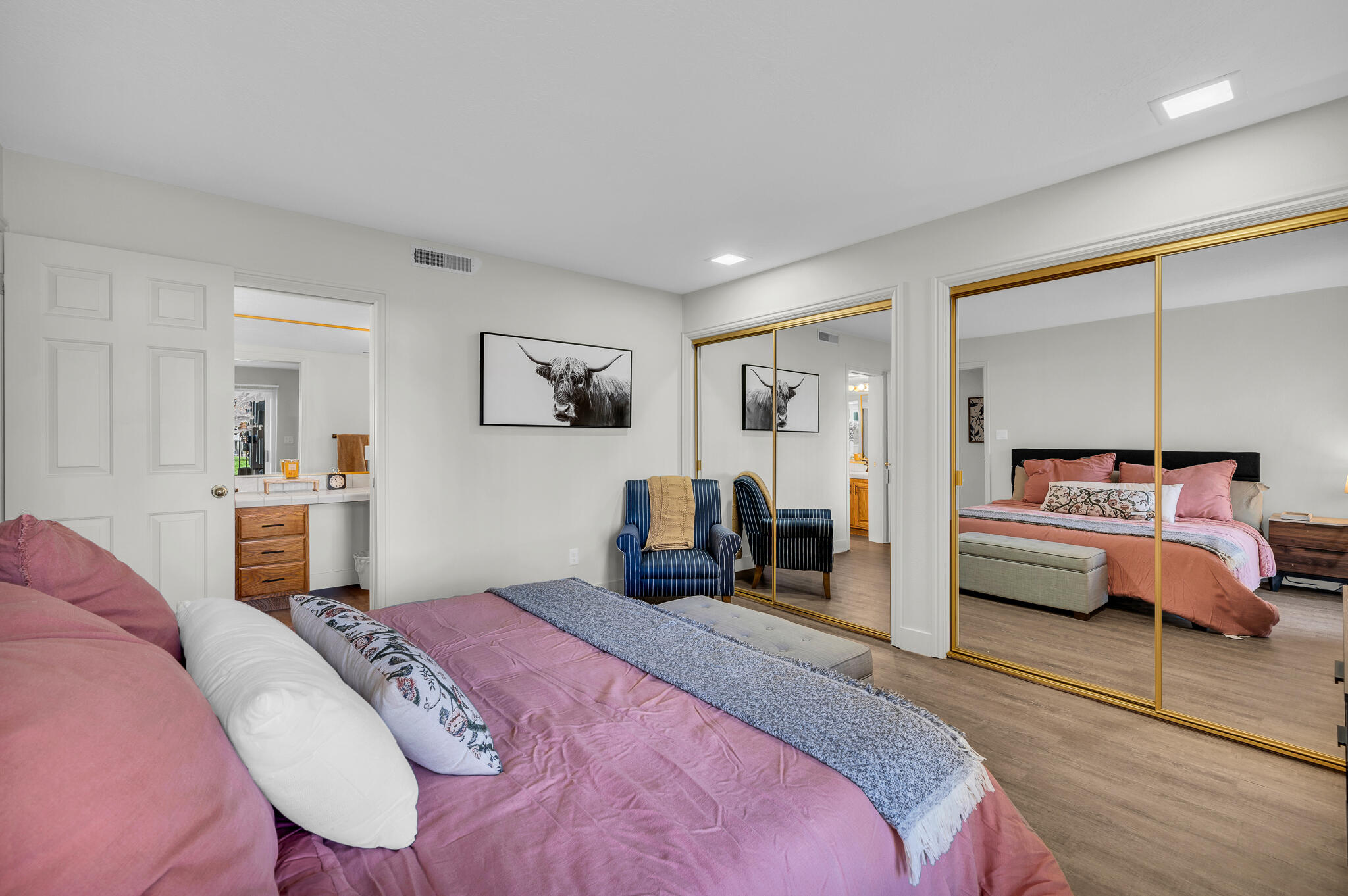 LAS PALMAS RESORT CONDOS - Residential