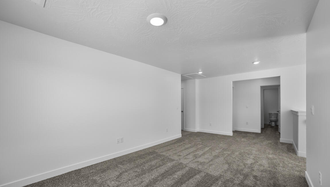 CORRAL HOLLOW AT LONG VALLEY - Residential