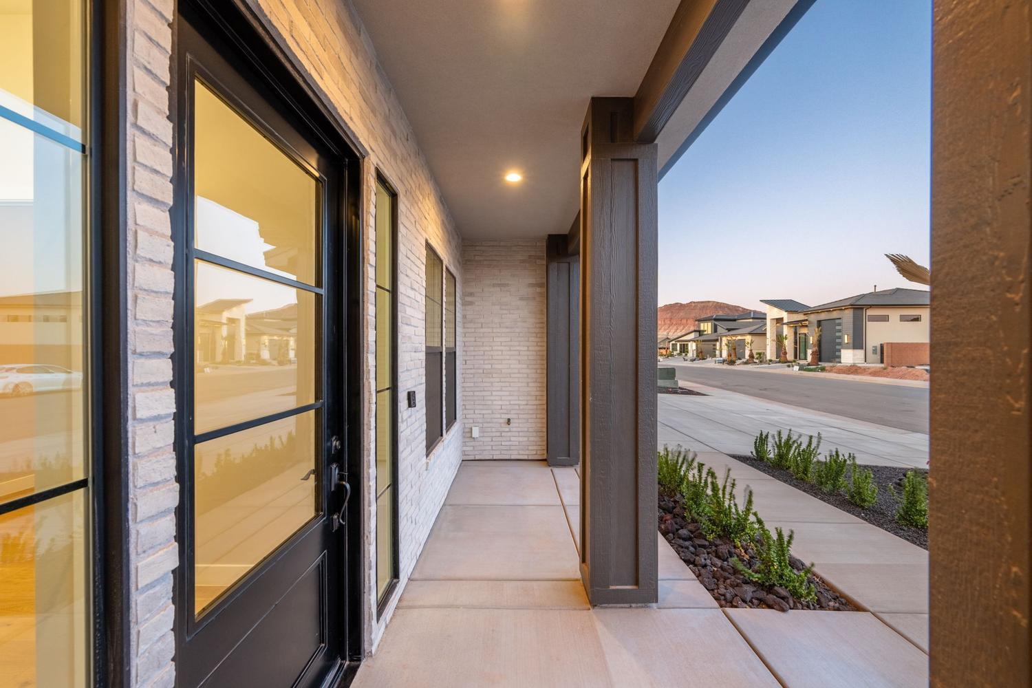 LAKESIDE AT STUCKI FARMS - Residential