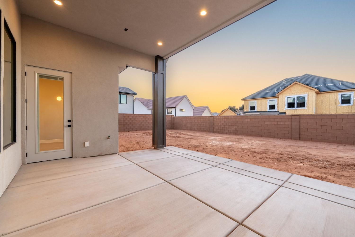 LAKESIDE AT STUCKI FARMS - Residential