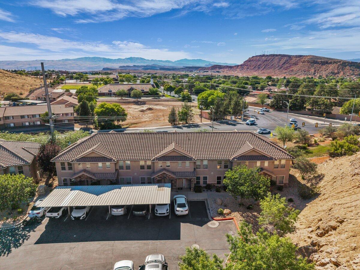 COTTAGES AT FOSSIL HILLS - Residential