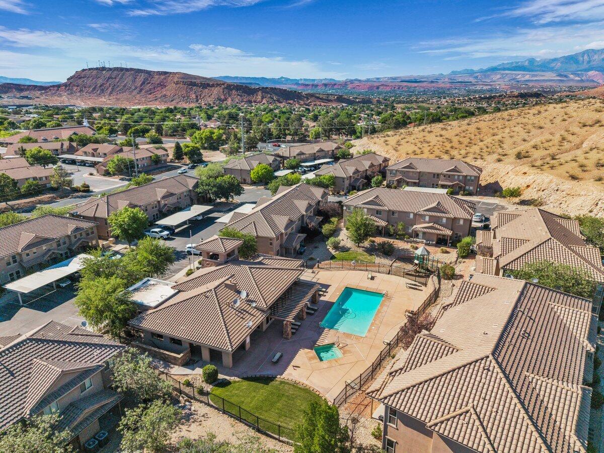 COTTAGES AT FOSSIL HILLS - Residential