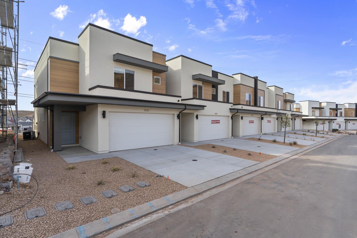 IRON TOP AT LONG VALLEY - Residential