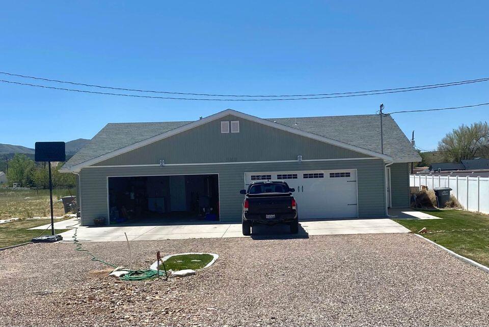 ENTERPRISE TOWNSITE - Residential Income