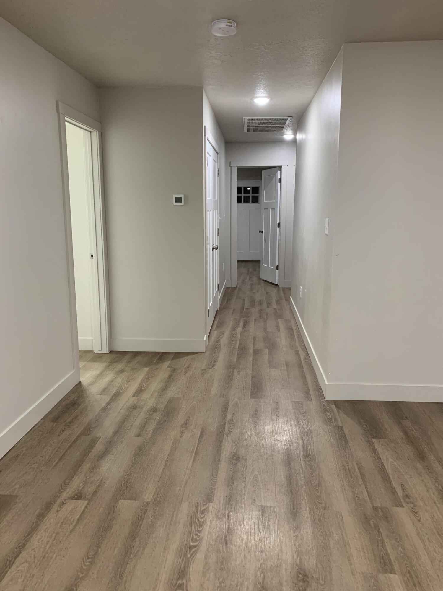 ENTERPRISE TOWNSITE - Residential Income