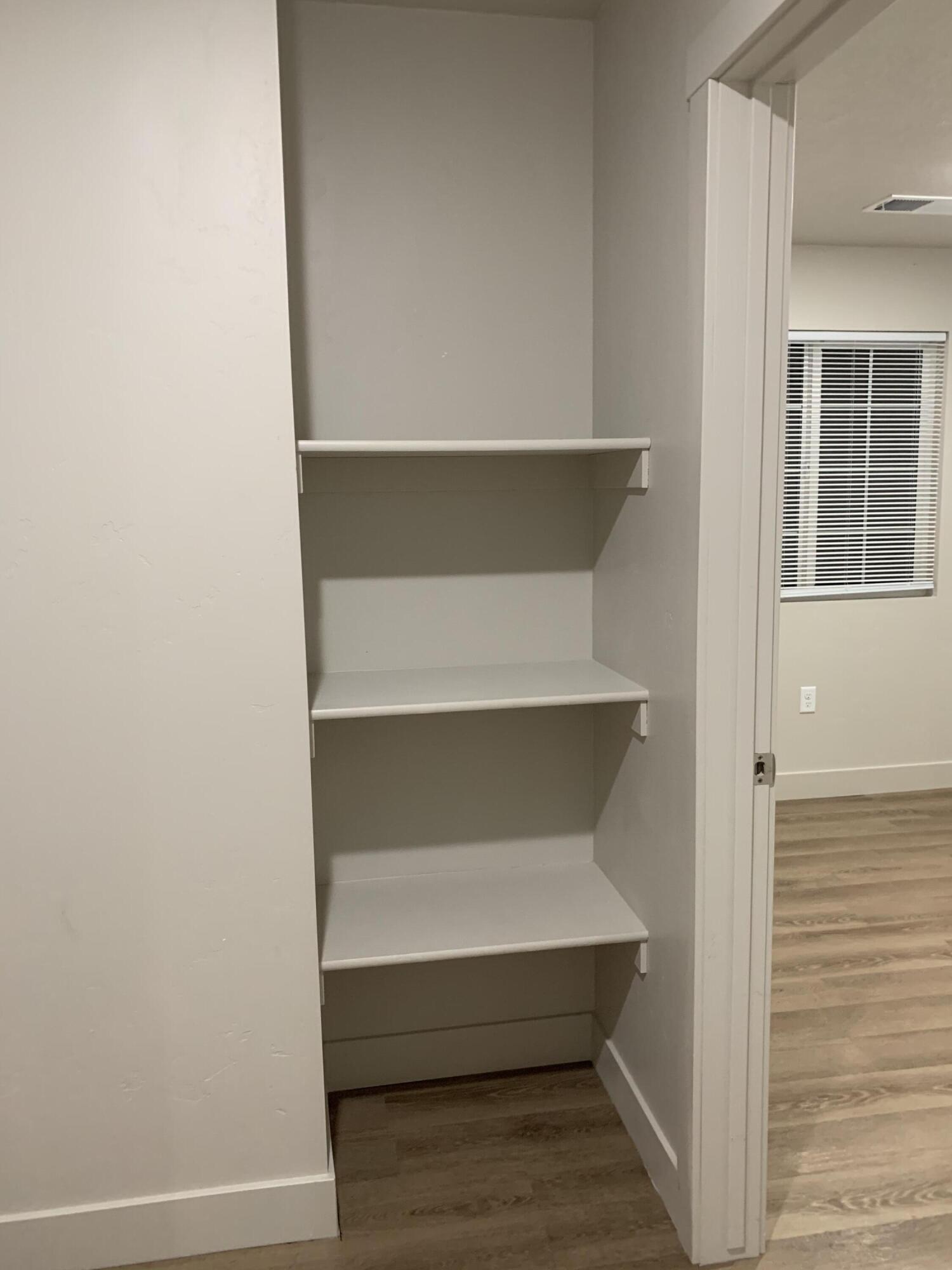 ENTERPRISE TOWNSITE - Residential Income