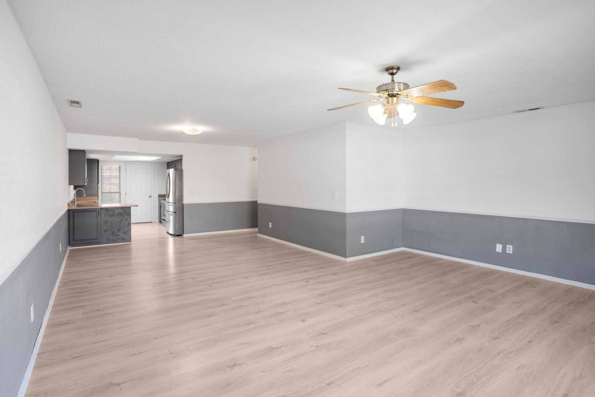 COTTONWOOD TOWNHOMES - Residential