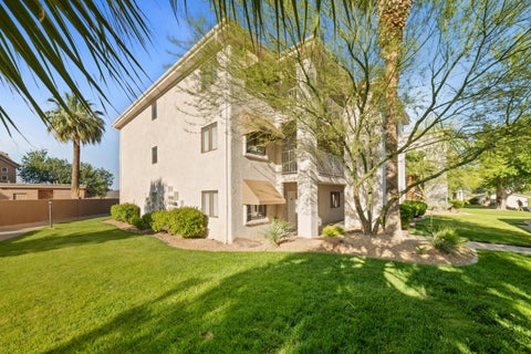 Tiny photo for 1845 W Canyon View DR 111 #111, Saint George, UT 84770 (MLS # 26-276062)