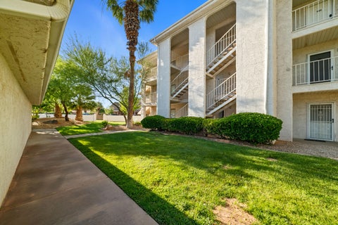 Tiny photo for 1845 W Canyon View DR 111 #111, Saint George, UT 84770 (MLS # 26-276062)