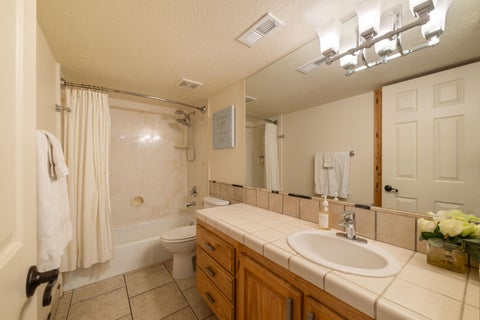 Tiny photo for 1845 W Canyon View DR 111 #111, Saint George, UT 84770 (MLS # 26-276062)