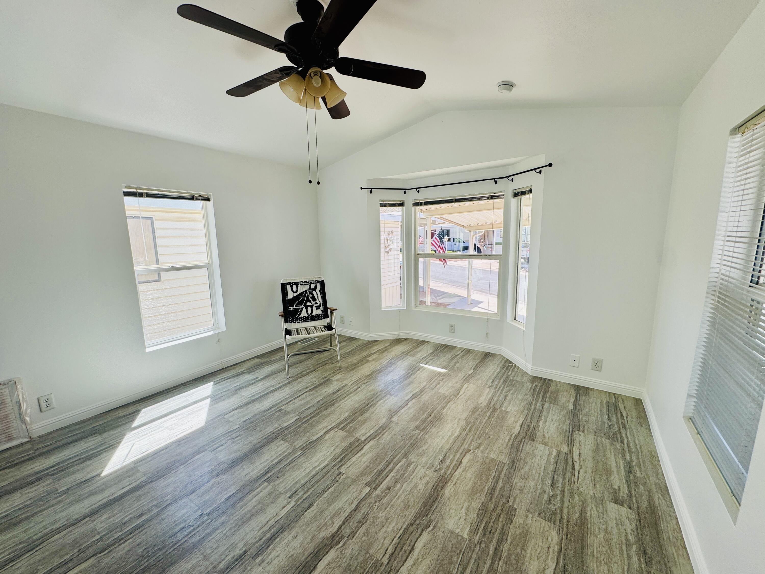 WORLDWIDE SUN RESORT - Residential