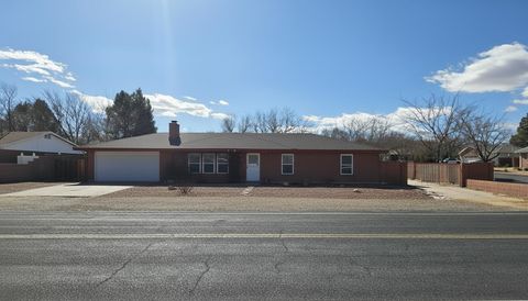 Photo of 1112 Tamarisk DR, Saint George, UT 84790 (MLS # 26-270887)