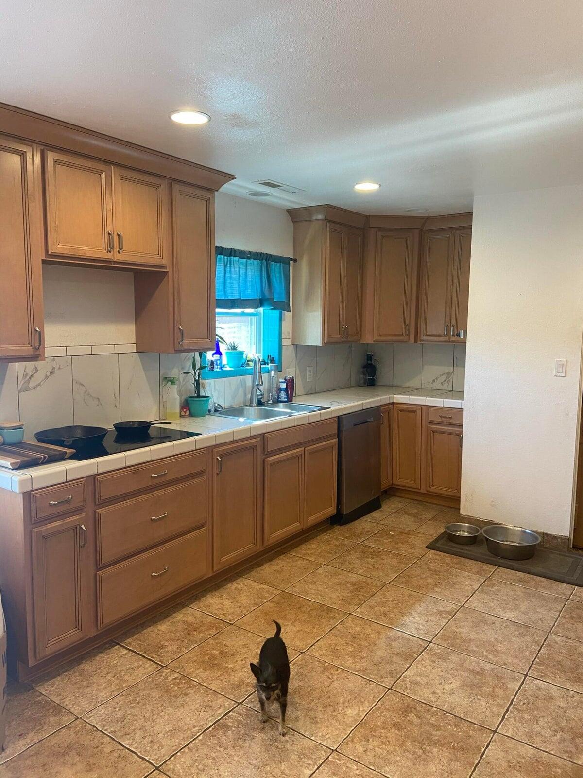 BLOOMINGTON HILLS - Residential