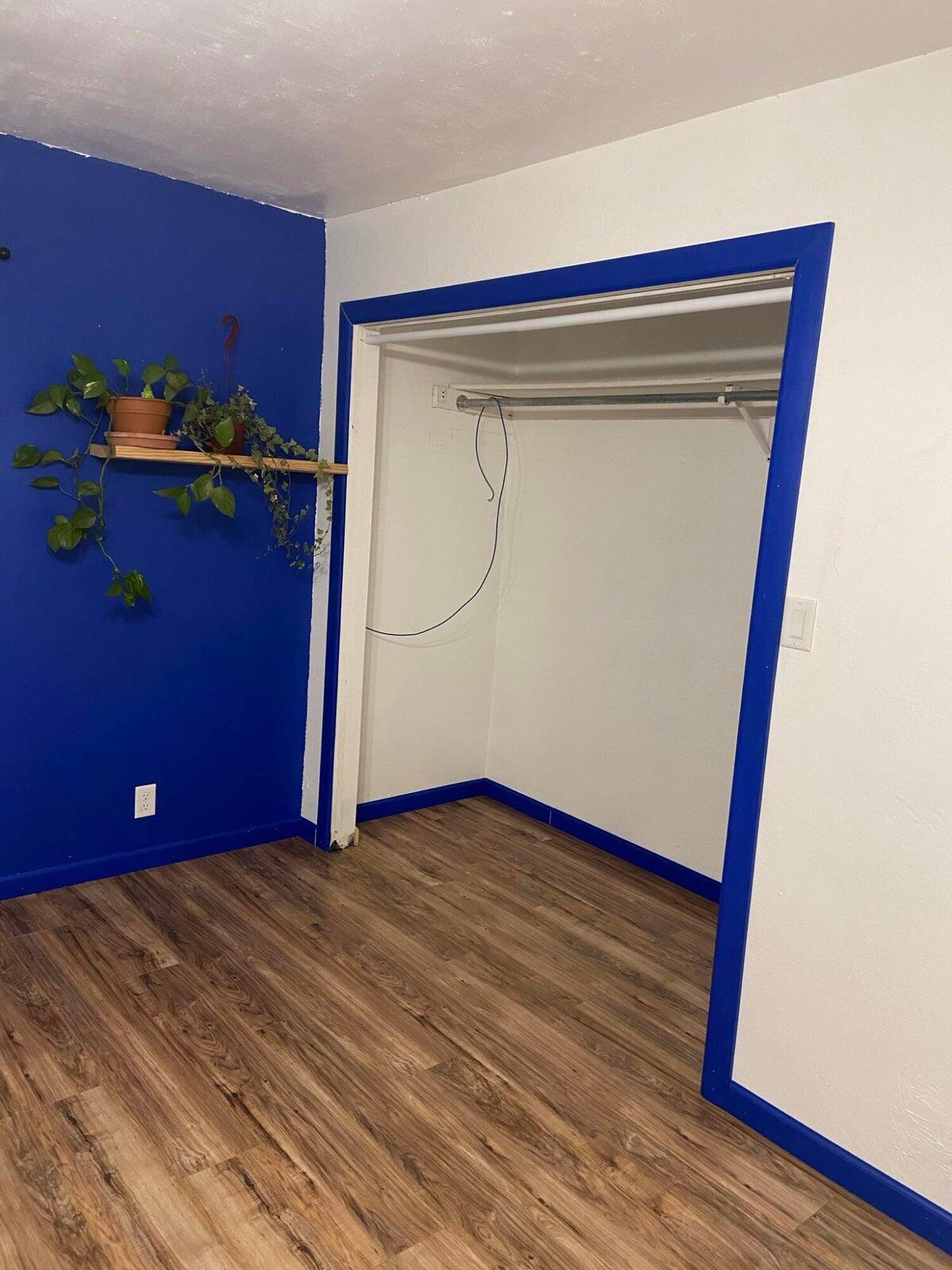 BLOOMINGTON HILLS - Residential