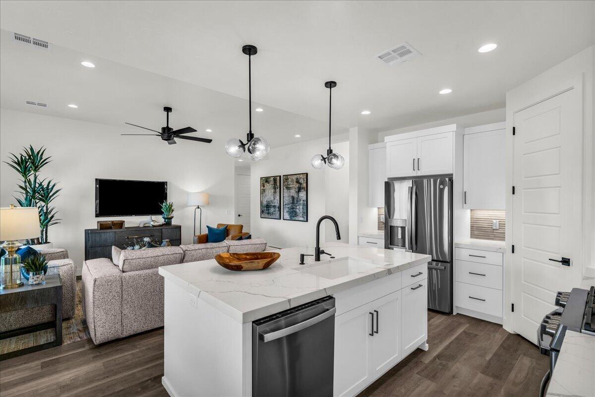 DESERT TALUS - Residential