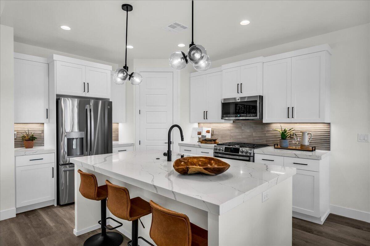 DESERT TALUS - Residential