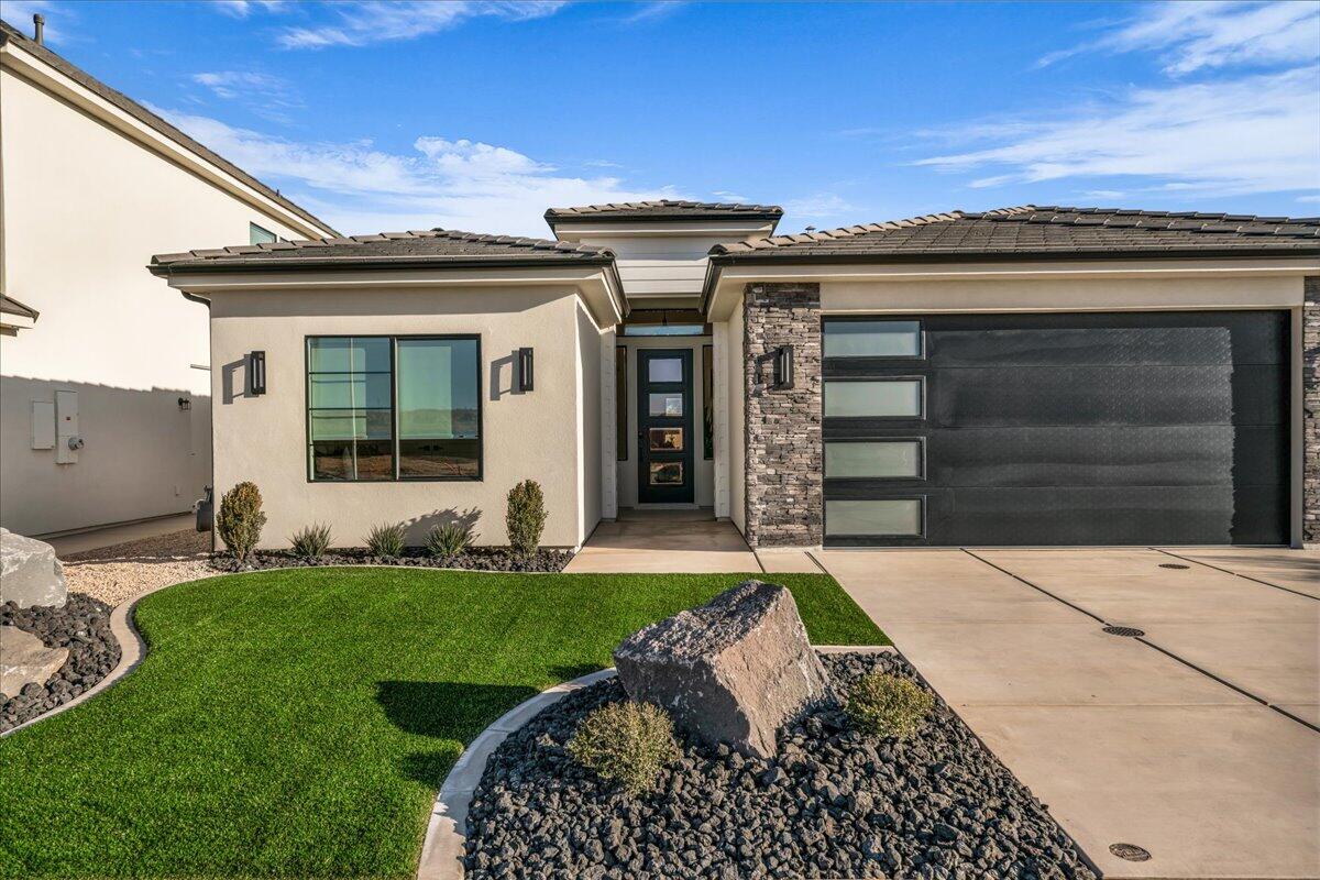 DESERT TALUS - Residential