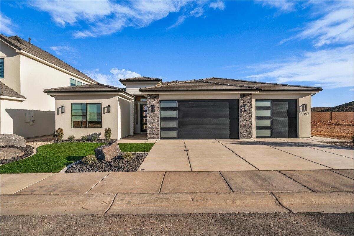 DESERT TALUS - Residential