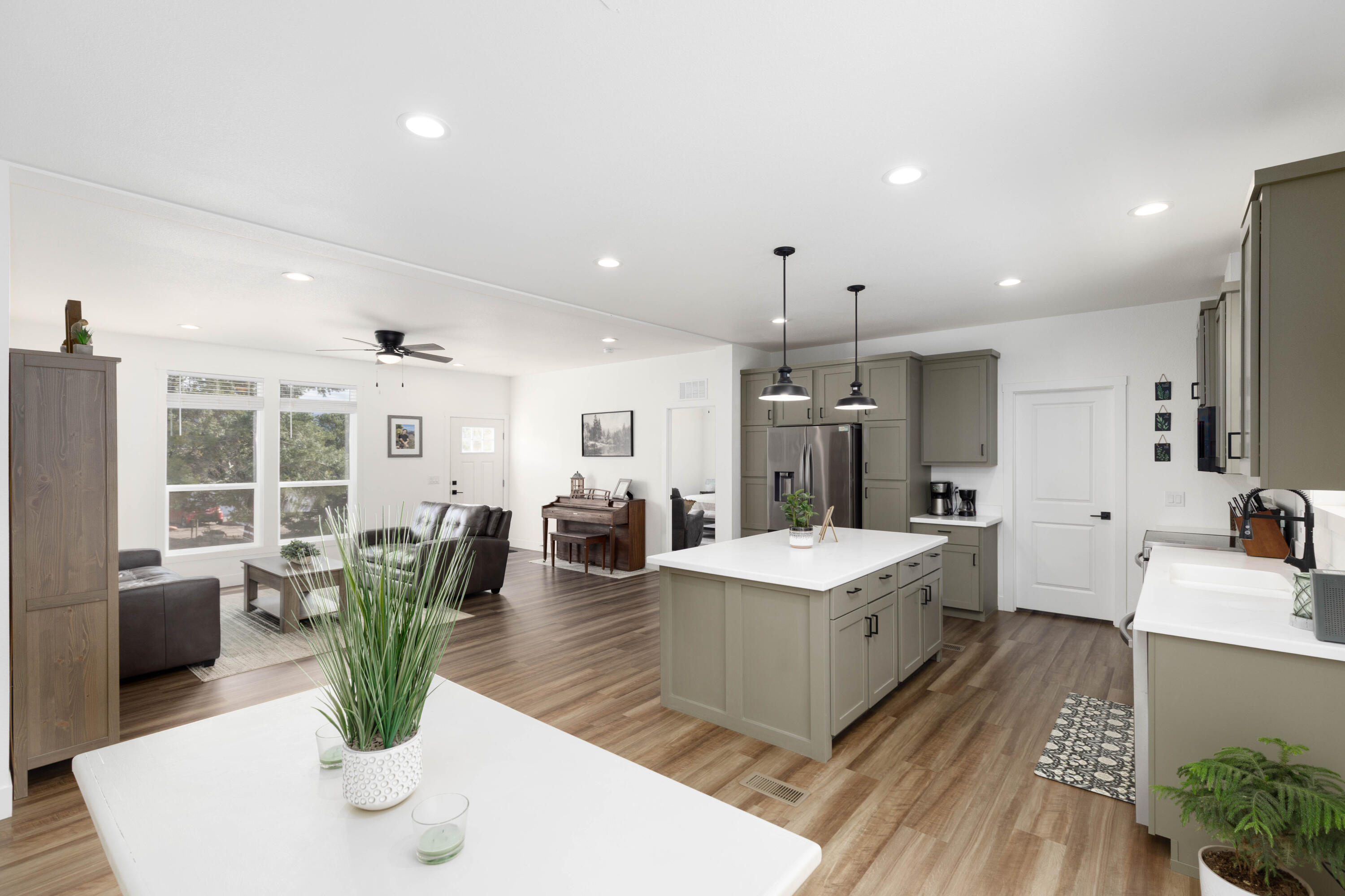 DIXIE DEER ESTATES - Residential