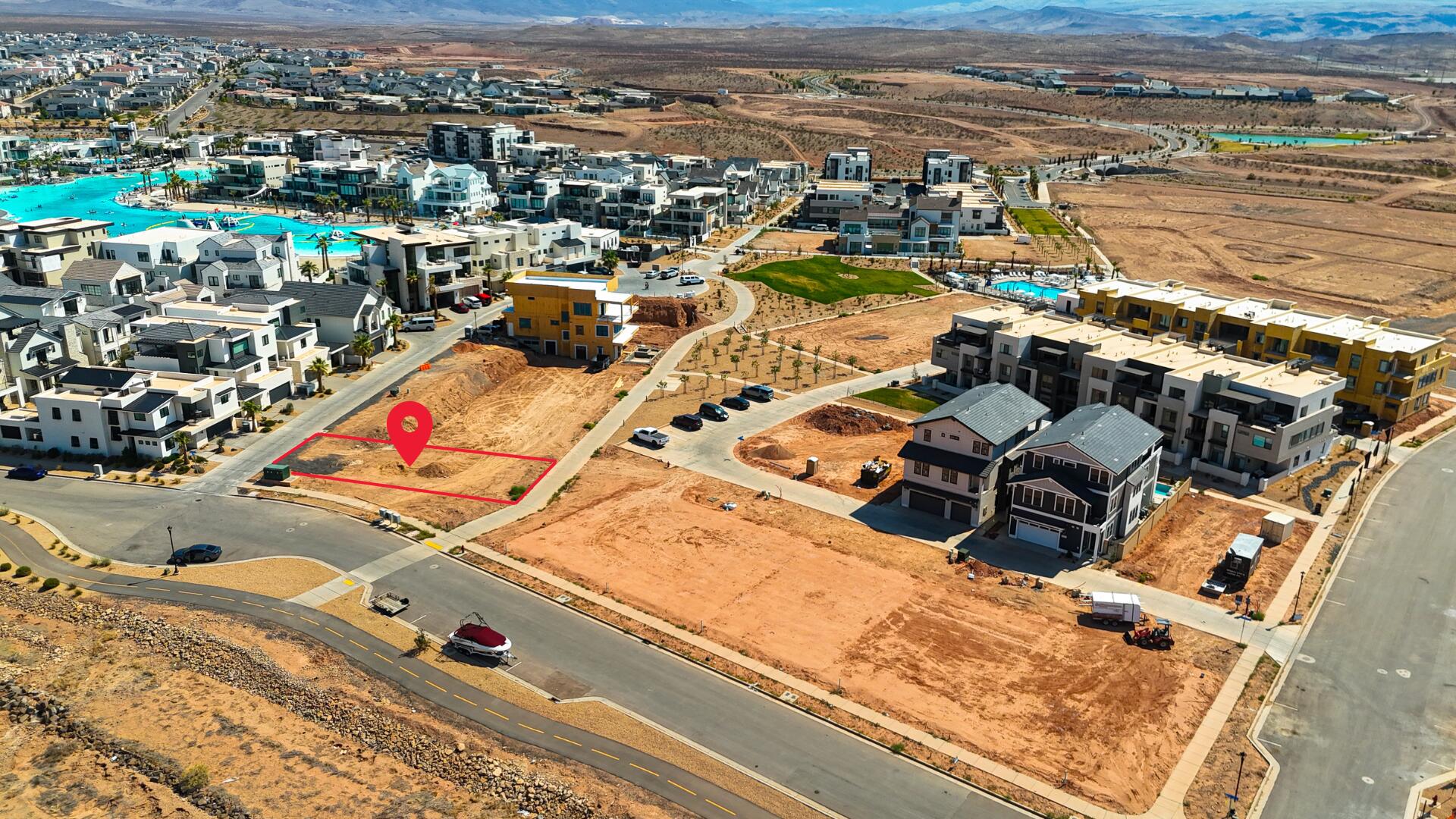 DESERT COLOR RESORT - Land