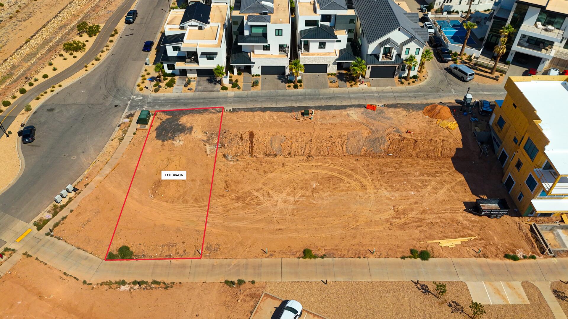 DESERT COLOR RESORT - Land