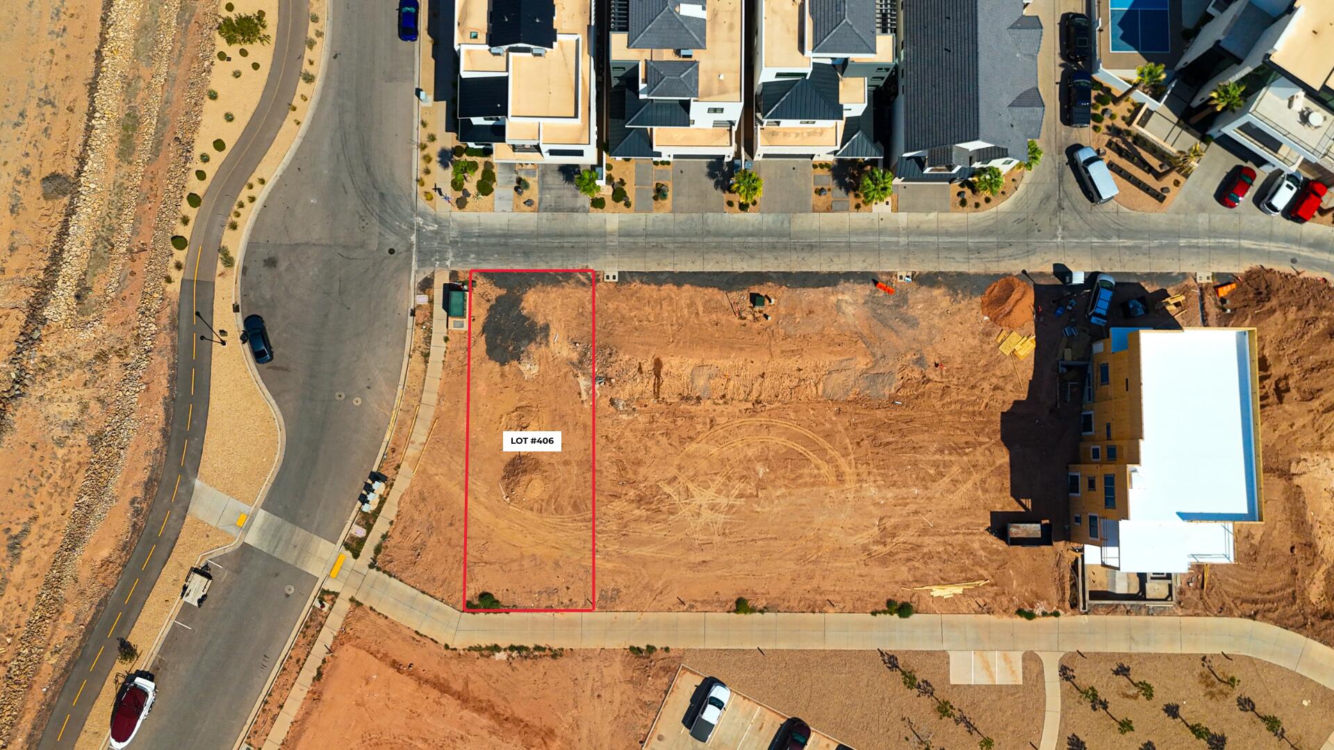 DESERT COLOR RESORT - Land