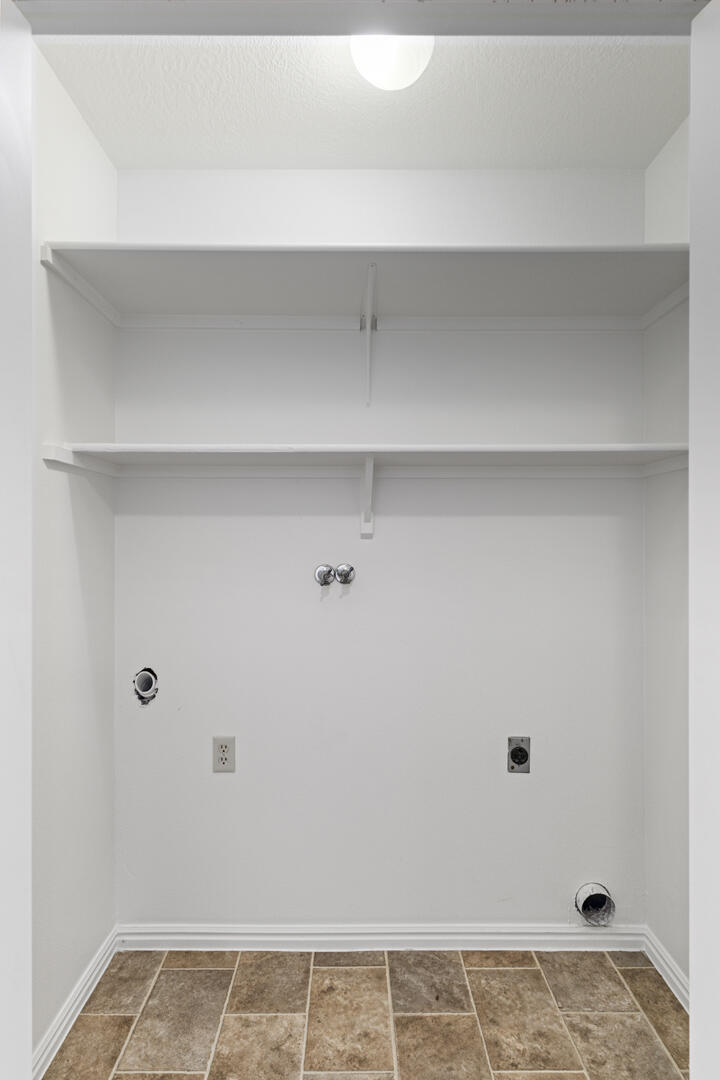 SPANISH PALMS TOWNHOMES - Residential