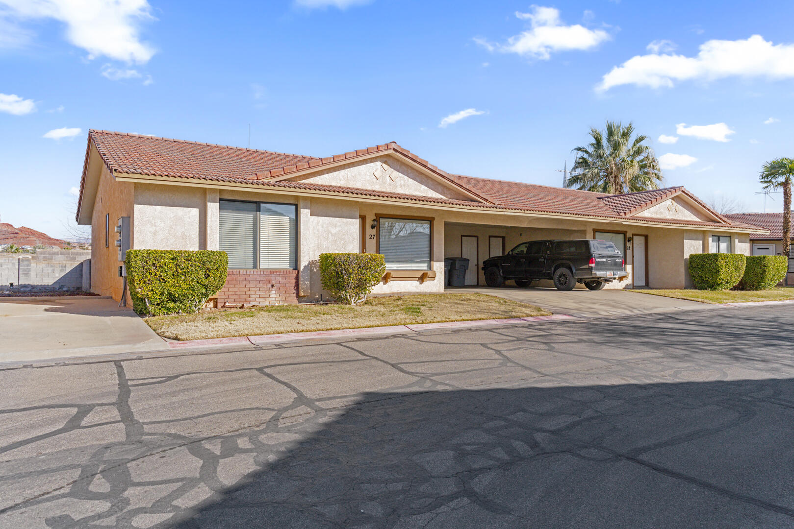 SPANISH PALMS TOWNHOMES - Residential