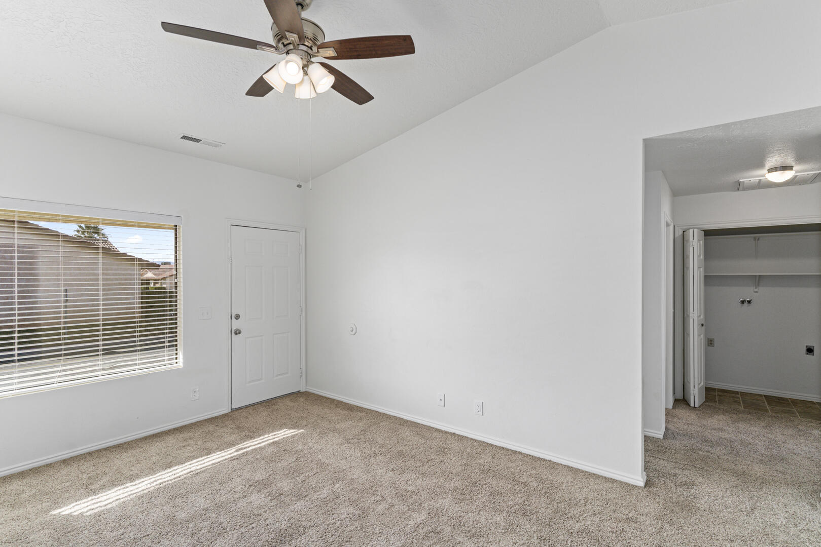 SPANISH PALMS TOWNHOMES - Residential