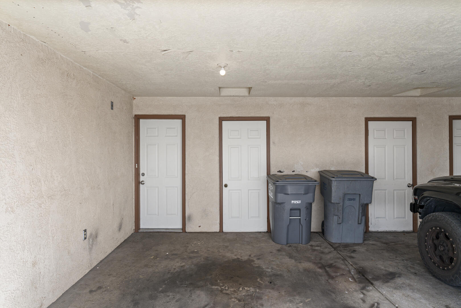 SPANISH PALMS TOWNHOMES - Residential