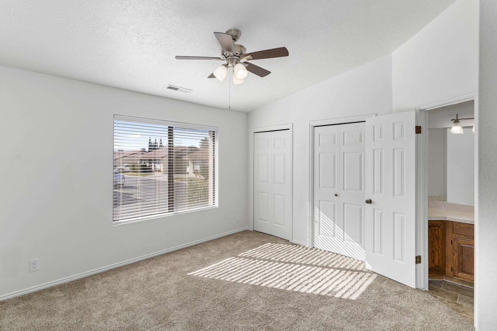 SPANISH PALMS TOWNHOMES - Residential