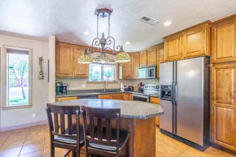 Tiny photo for 2524 EL VISTA DR, Santa Clara, UT 84765 (MLS # 26-273335)