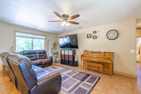 Tiny photo for 2524 EL VISTA DR, Santa Clara, UT 84765 (MLS # 26-273335)