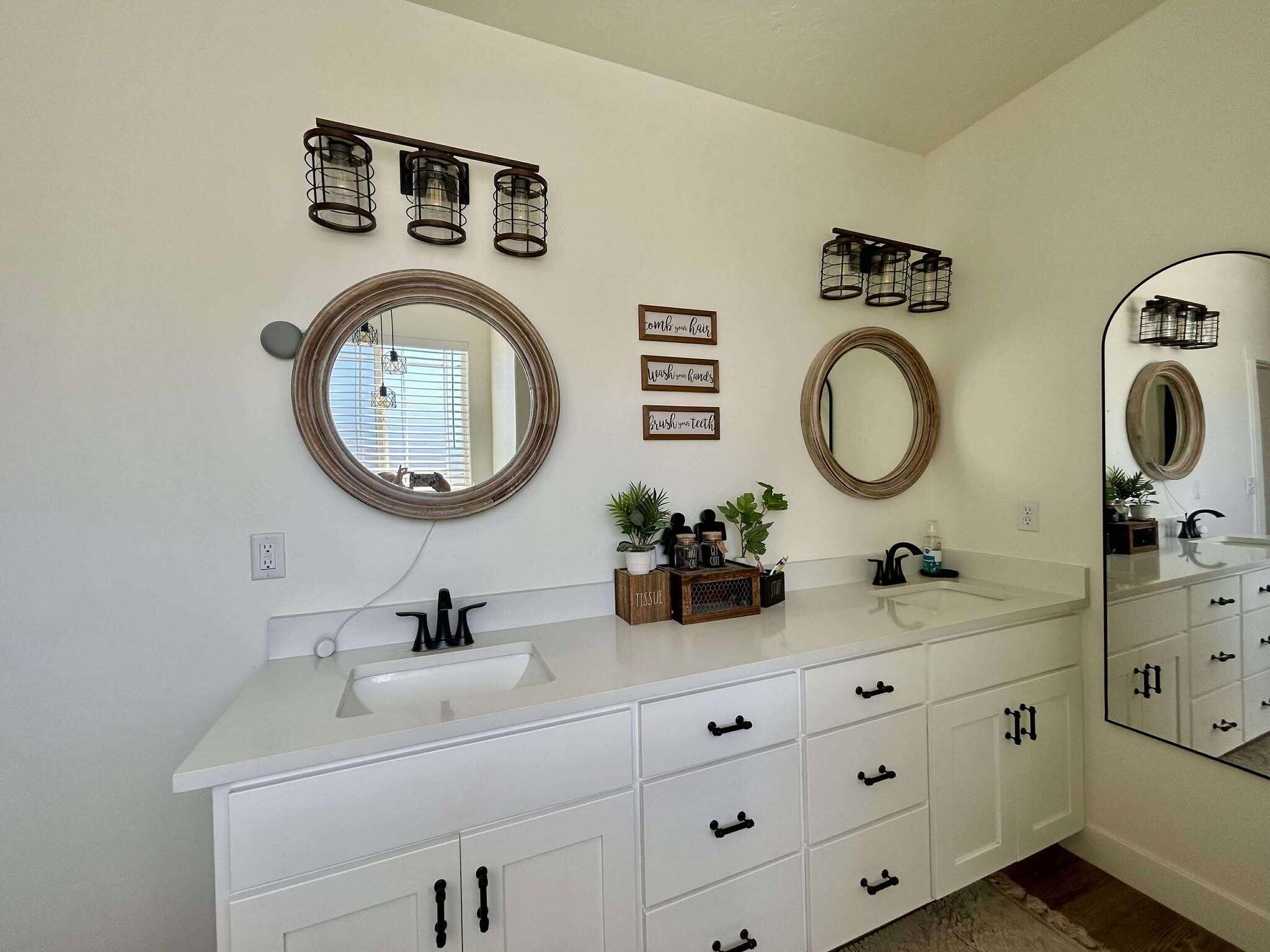 SUNNY MEADOWS ACRES - Residential