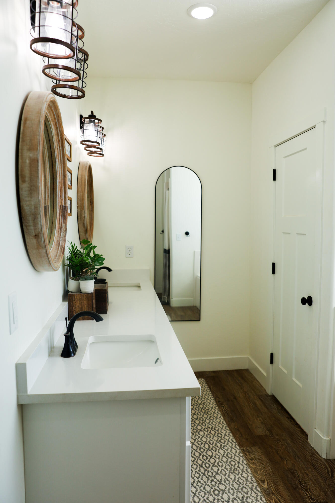 SUNNY MEADOWS ACRES - Residential