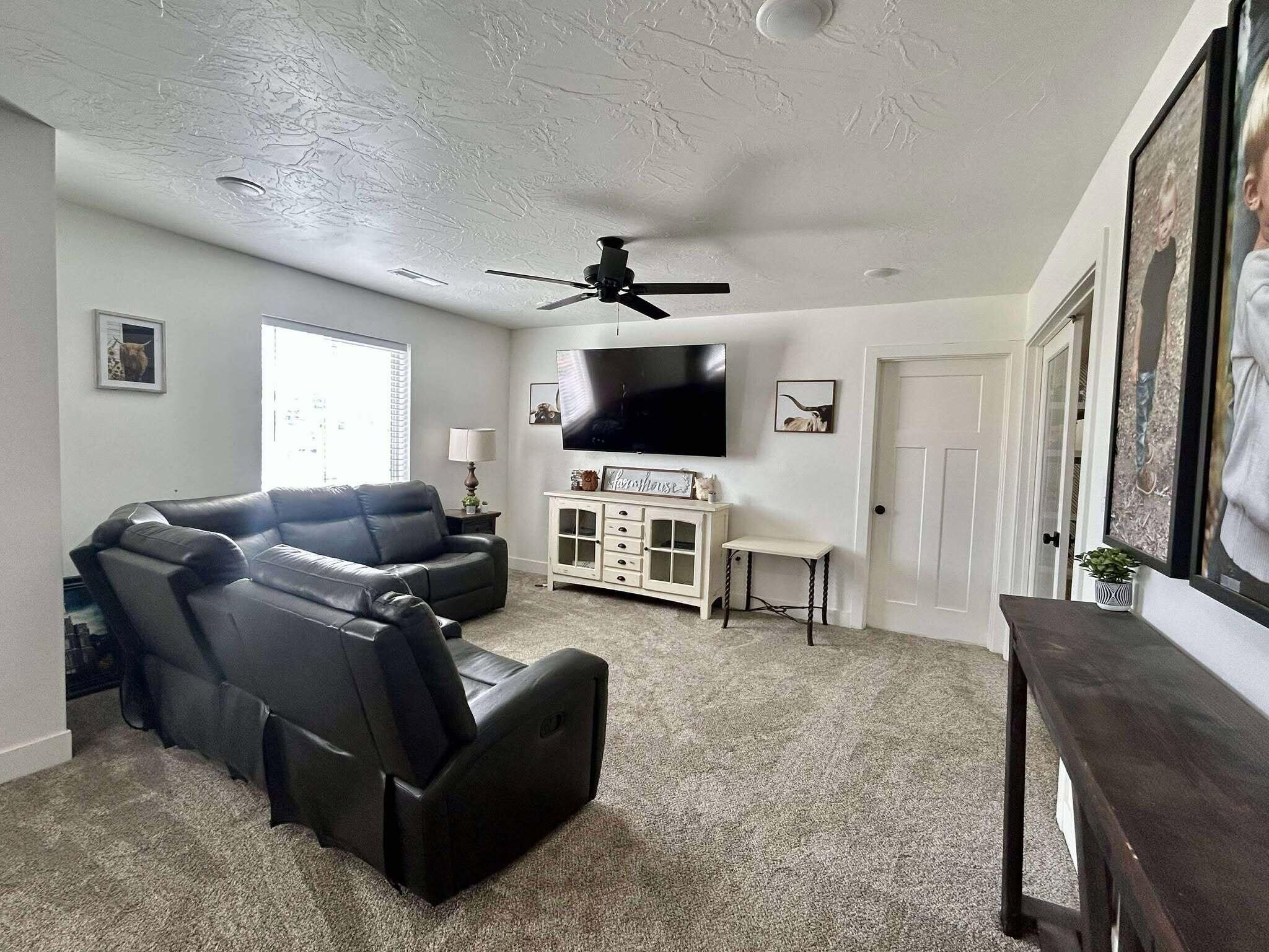 SUNNY MEADOWS ACRES - Residential