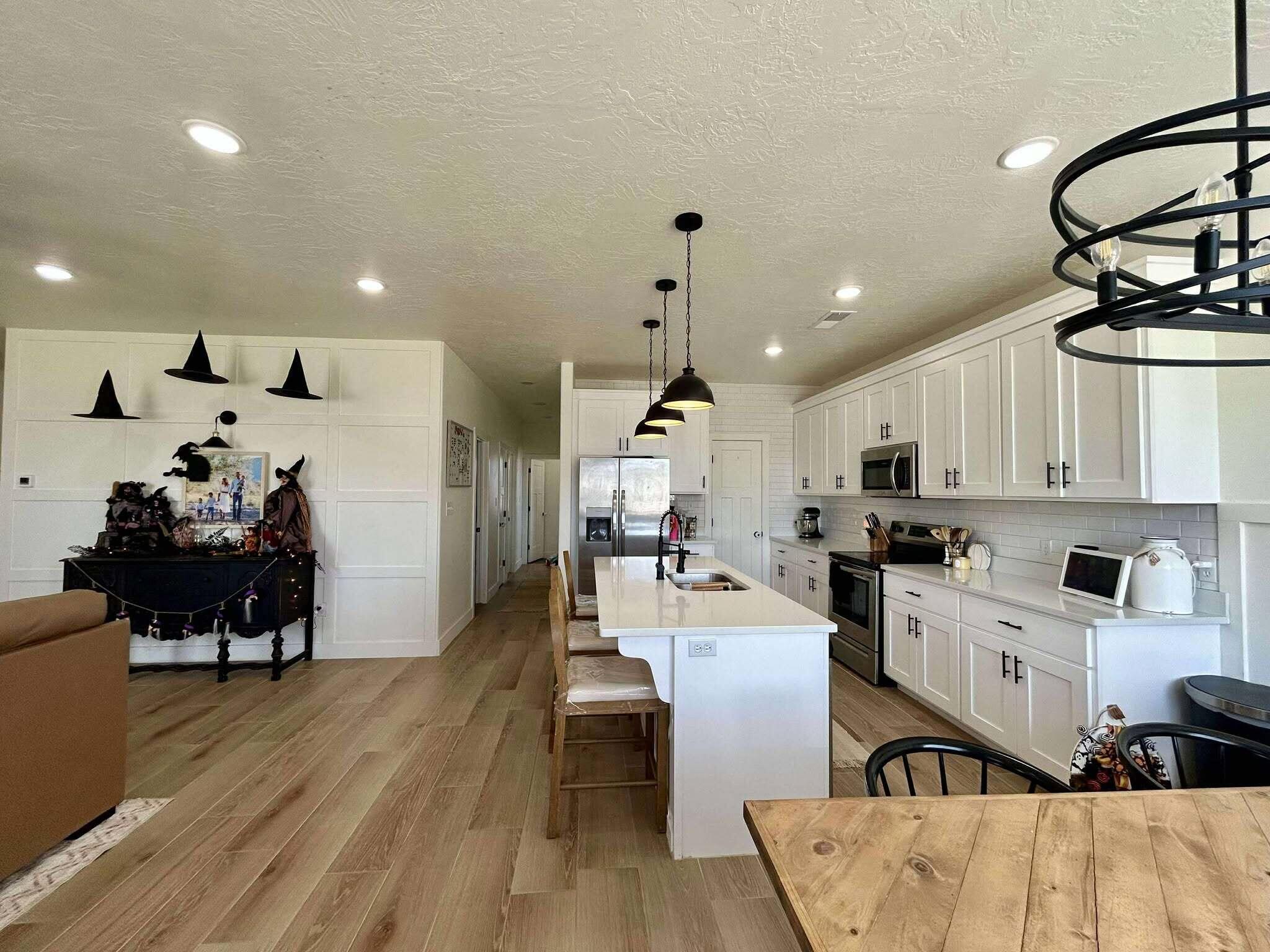 SUNNY MEADOWS ACRES - Residential