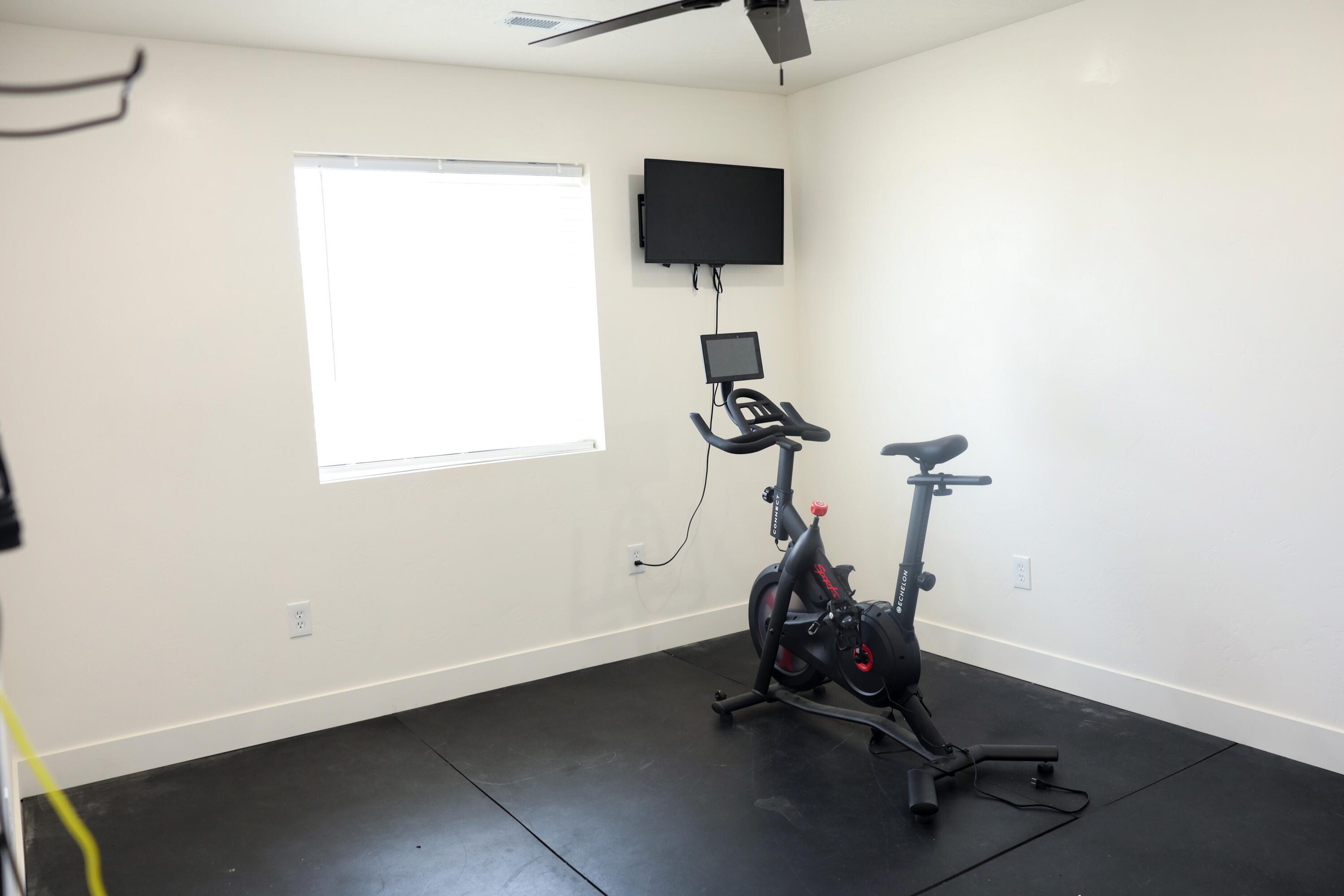 SUNNY MEADOWS ACRES - Residential