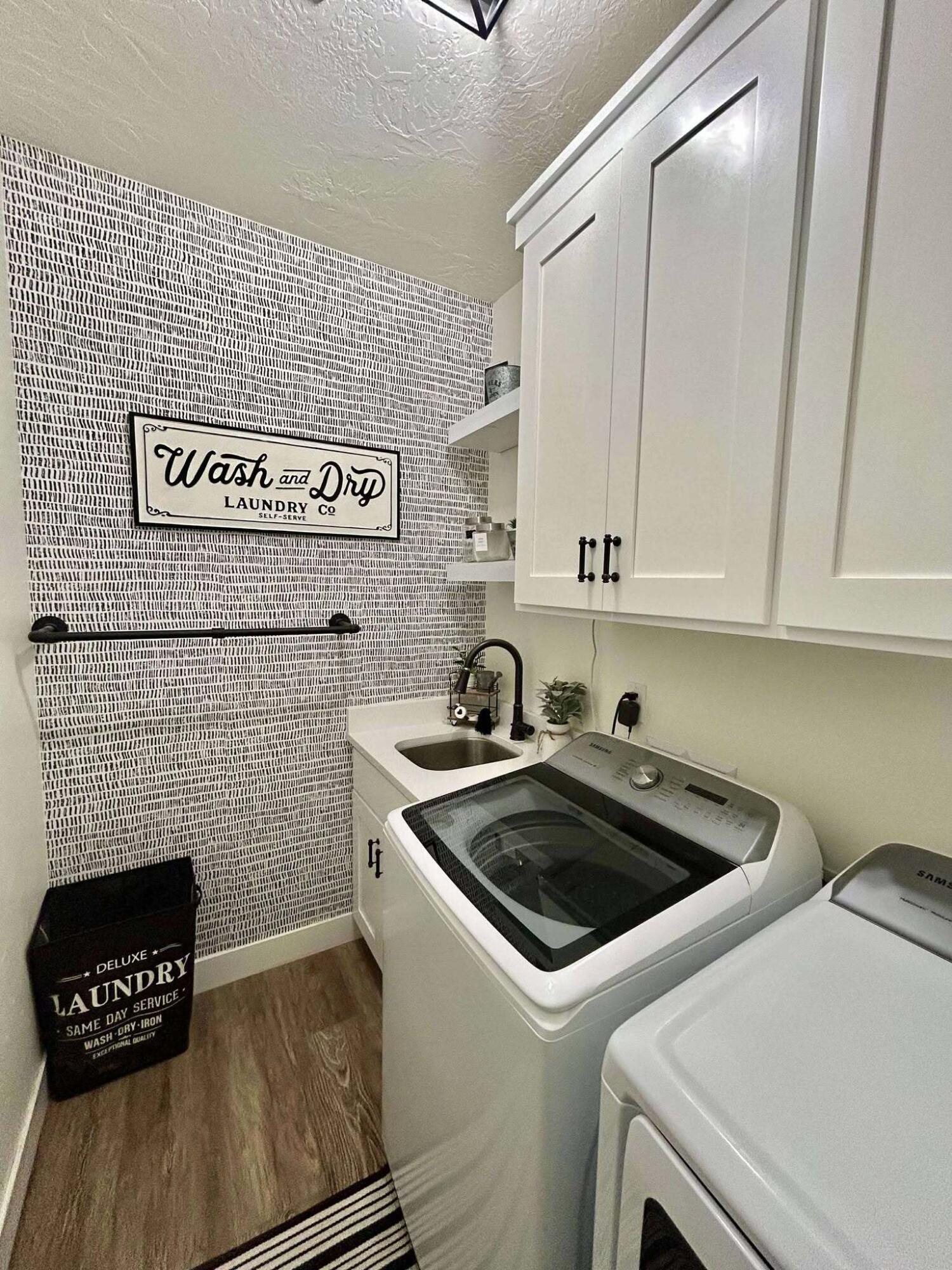 SUNNY MEADOWS ACRES - Residential