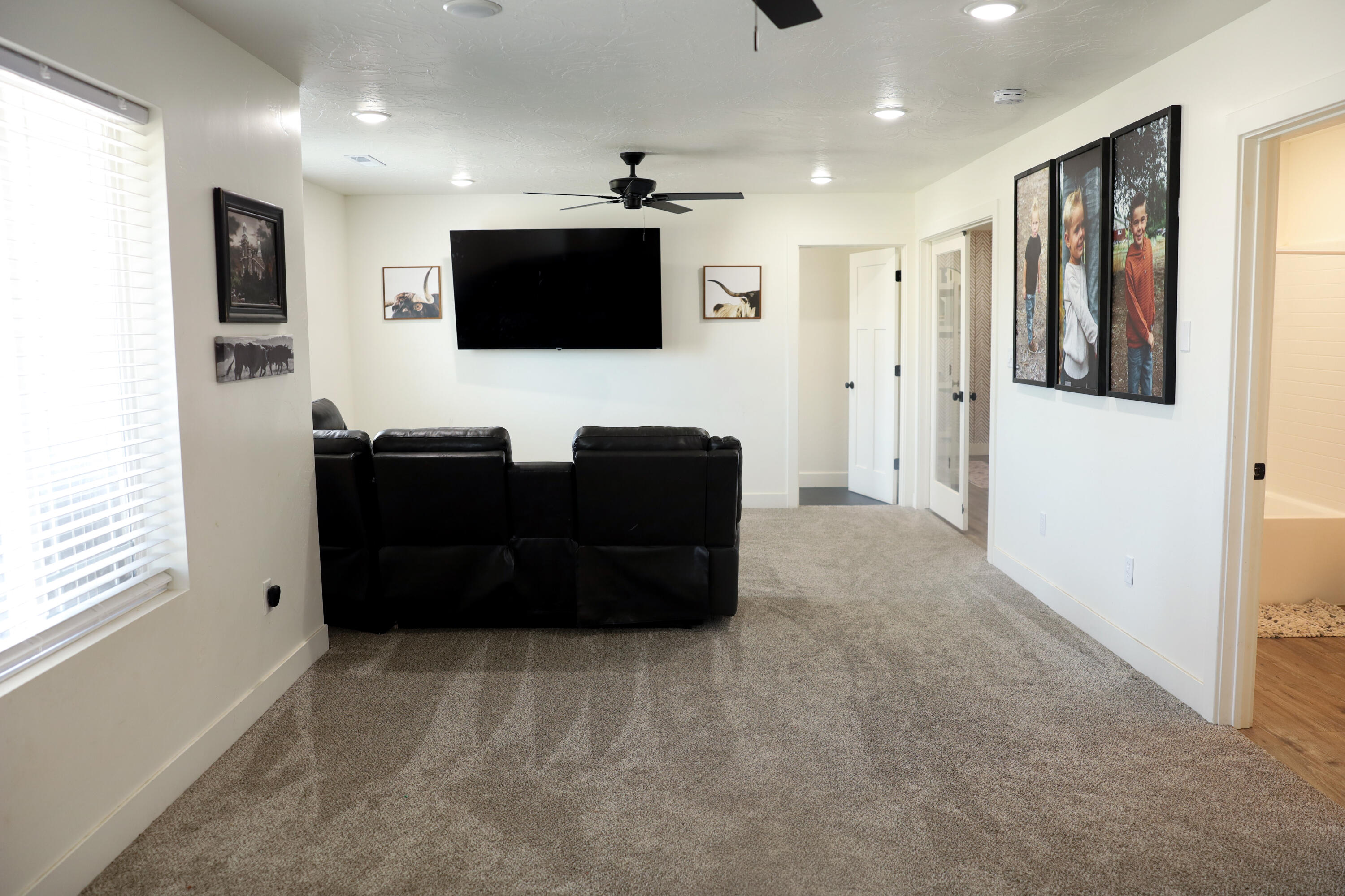 SUNNY MEADOWS ACRES - Residential