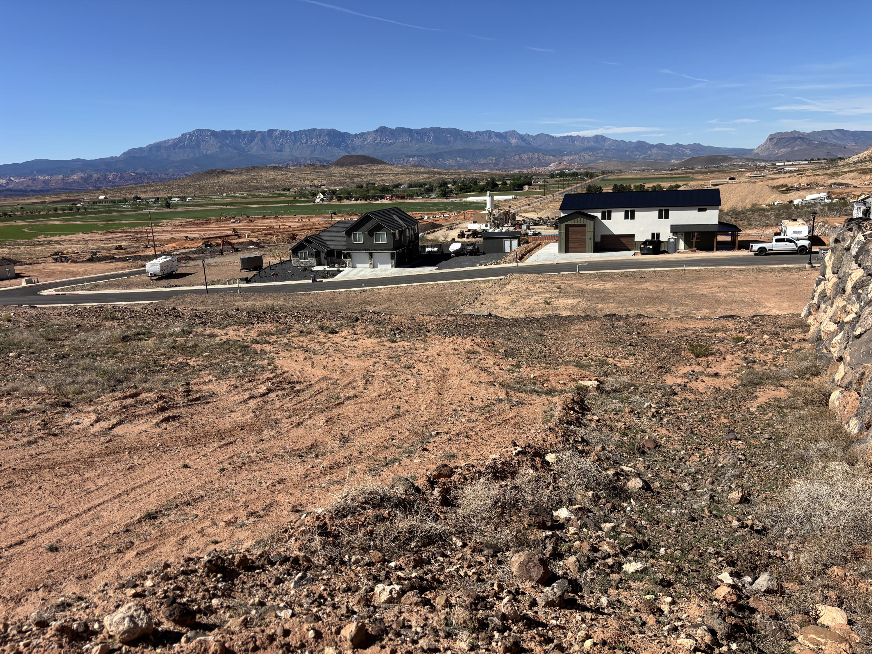 ROCK VIEW ESTATES - Land