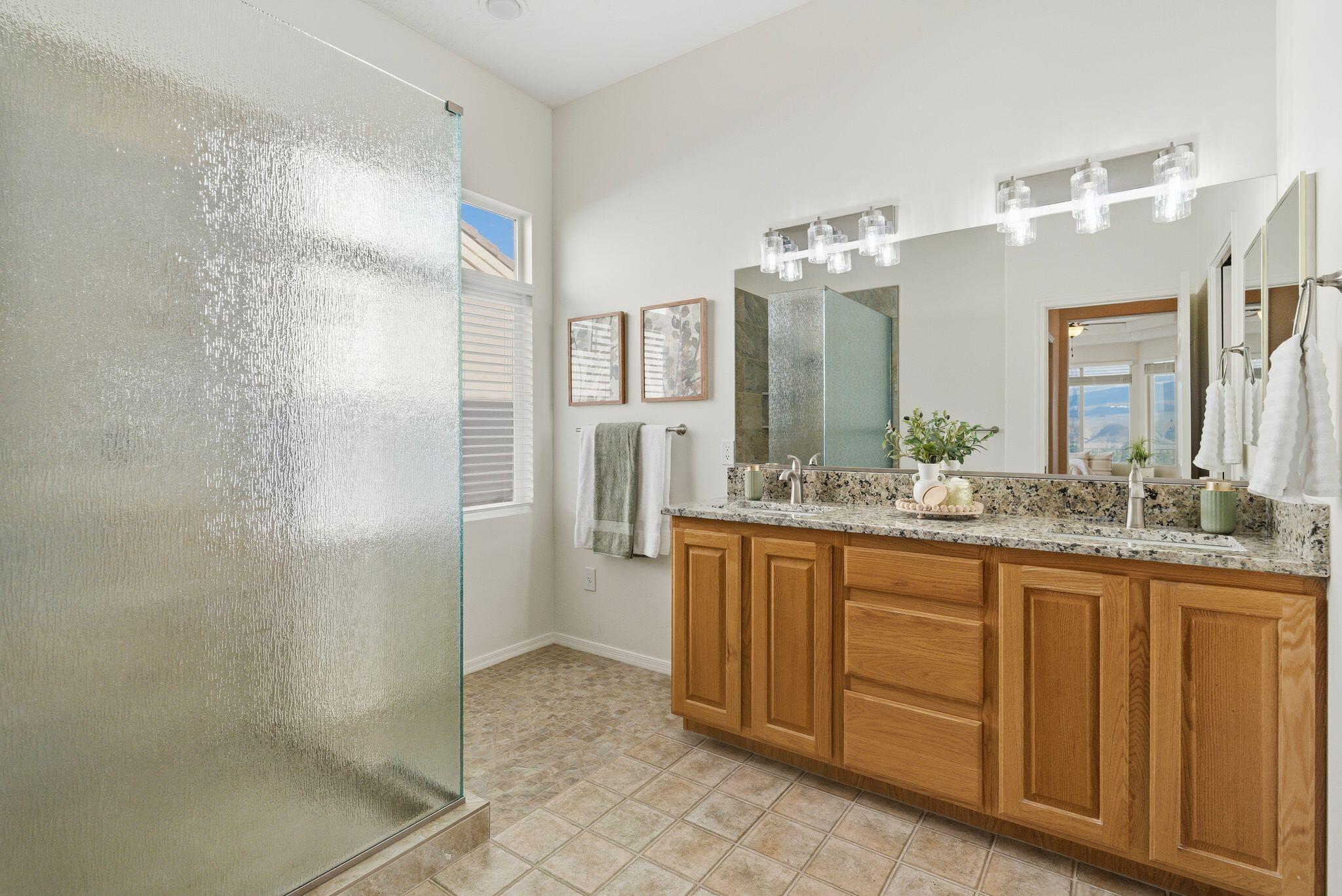 SUN RIVER - Residential