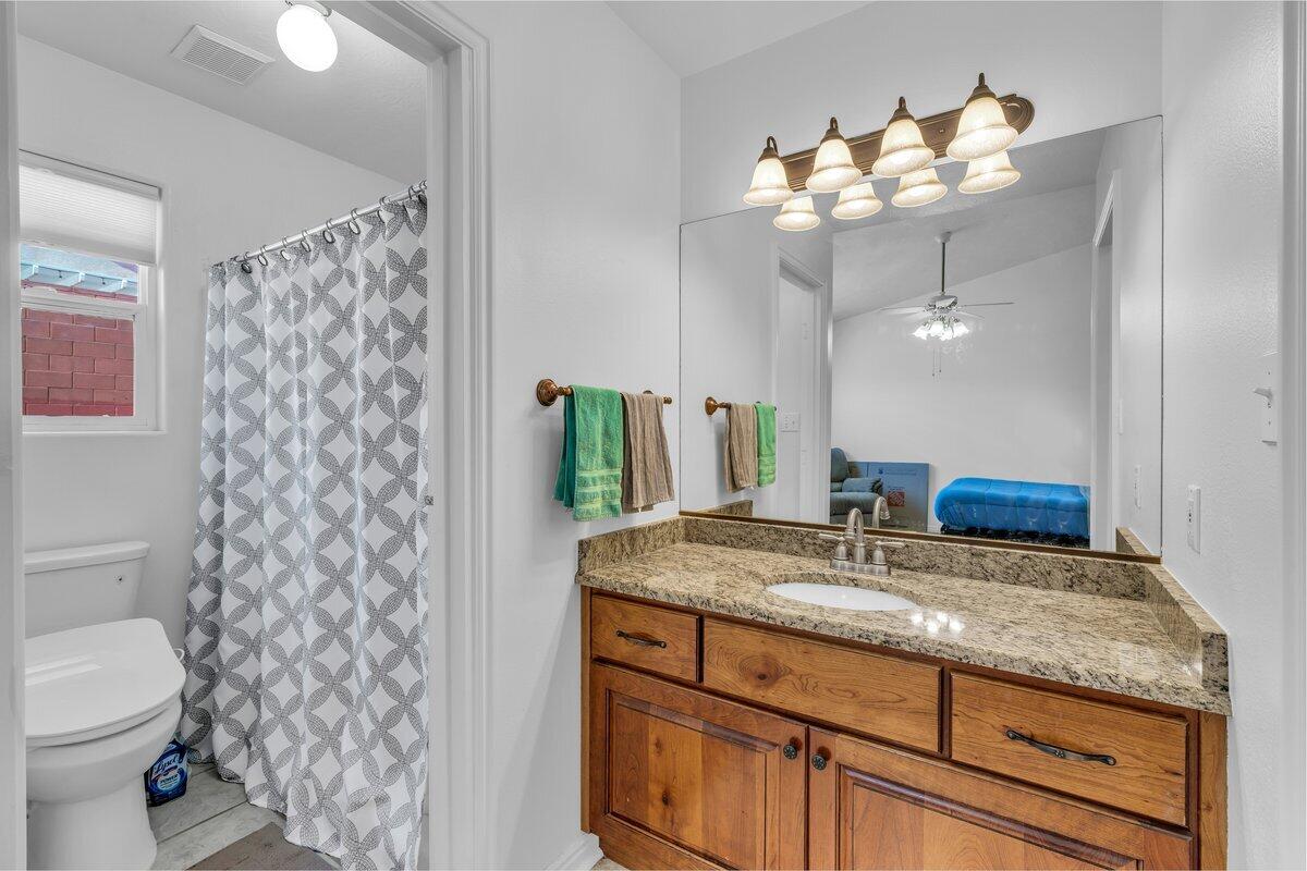 WINDOW ROCK - Residential