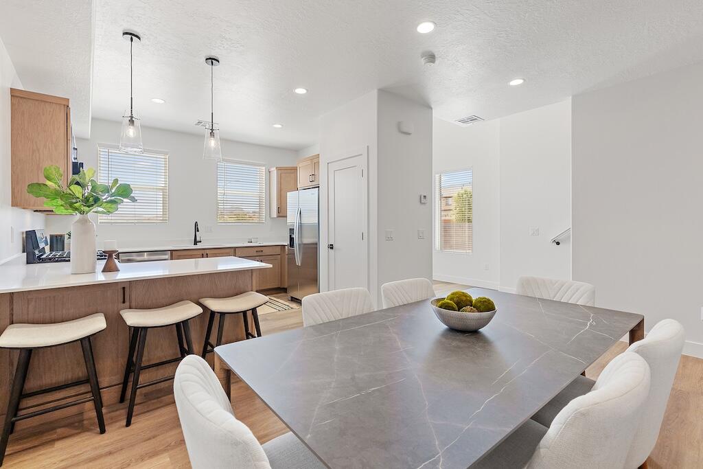 ROCKLAND TOWNHOMES - Residential