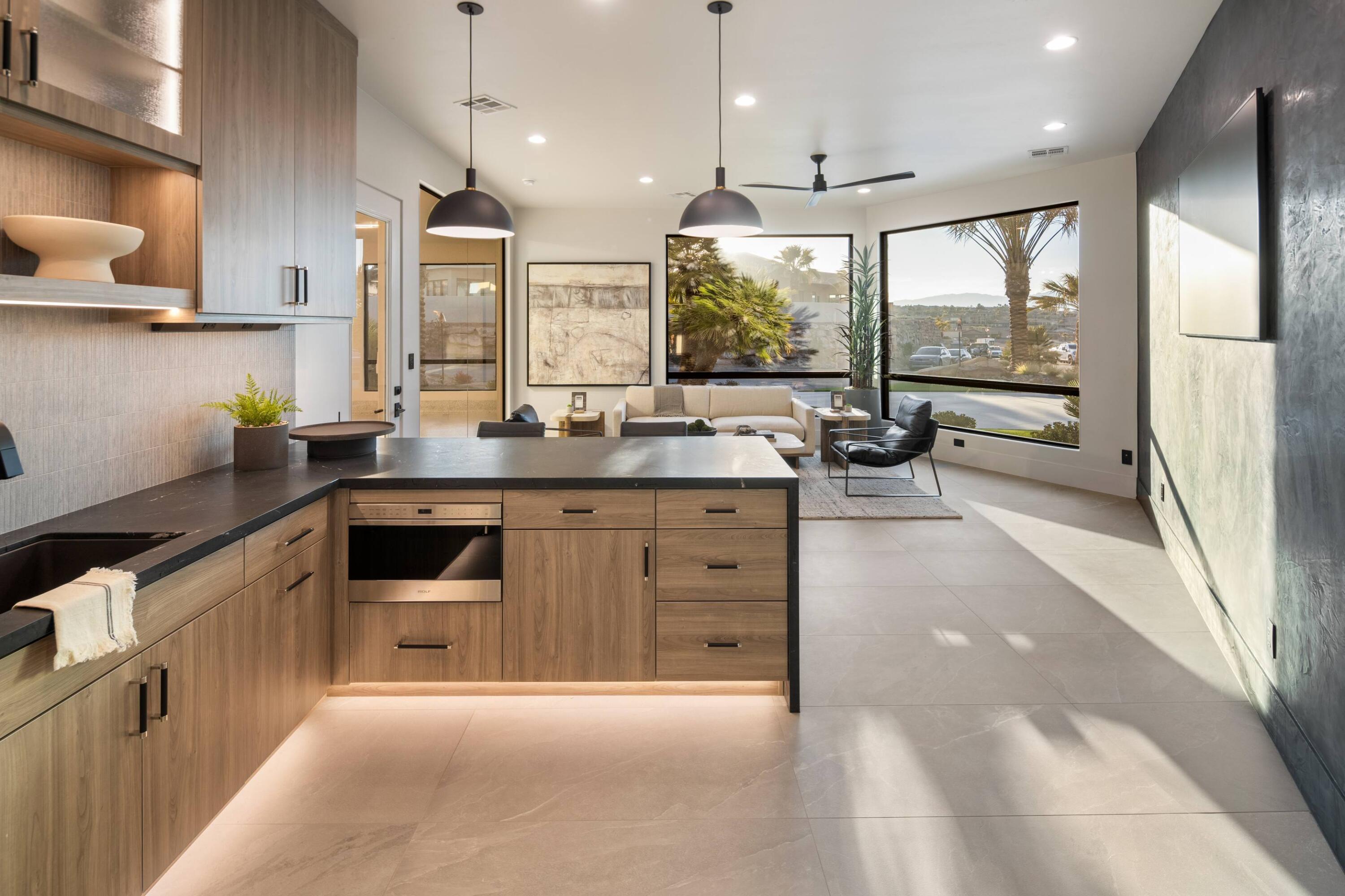 STONE CLIFF - Residential