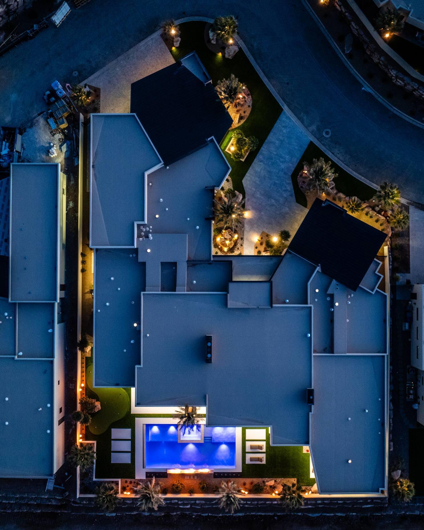 STONE CLIFF - Residential