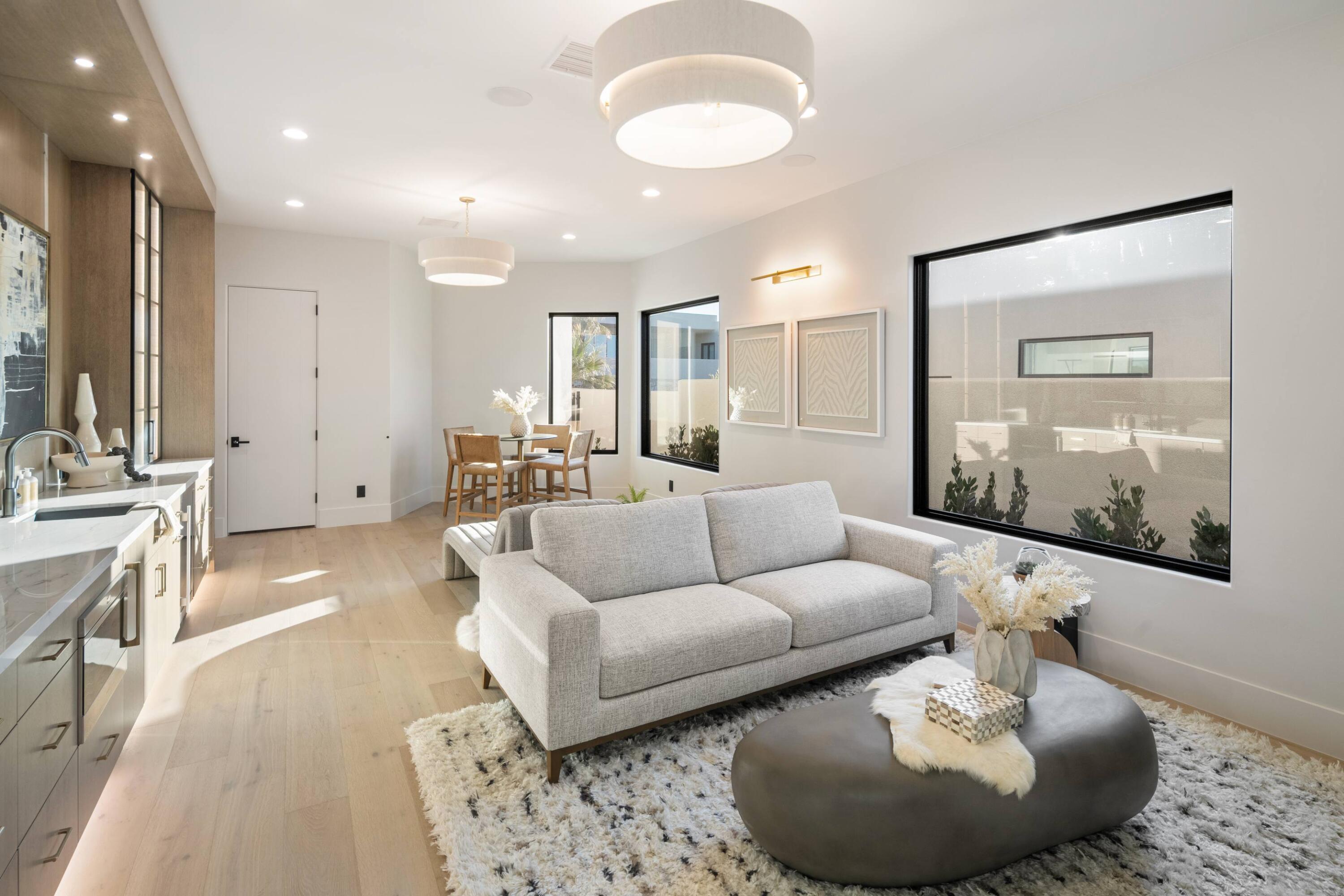 STONE CLIFF - Residential