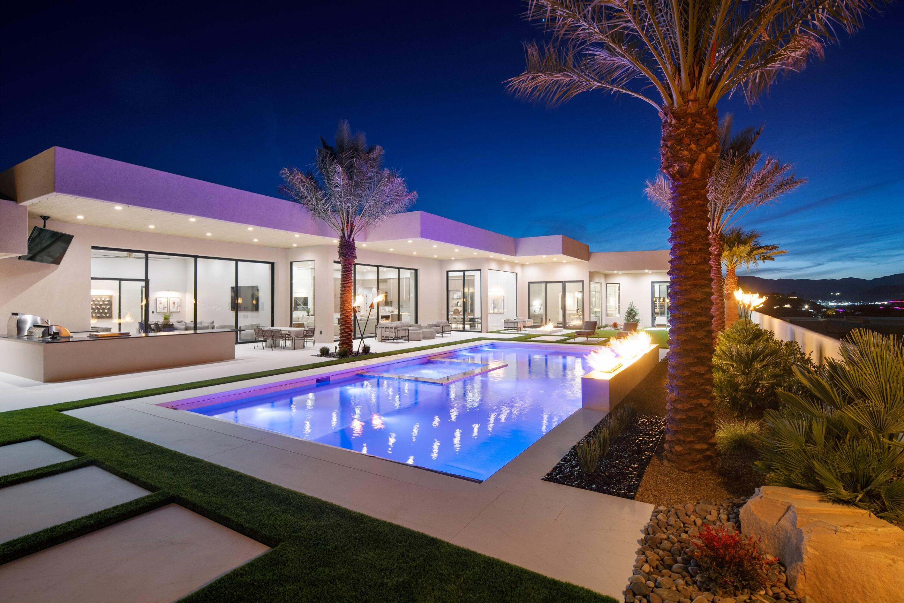 STONE CLIFF - Residential