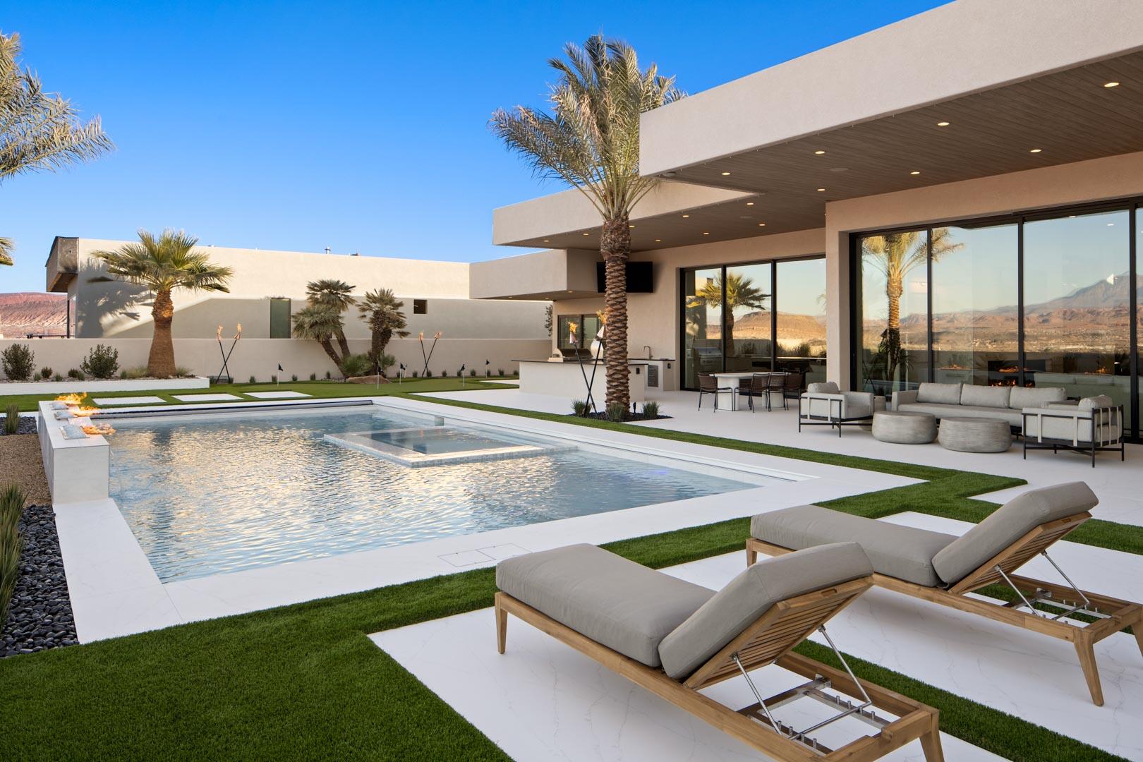 STONE CLIFF - Residential